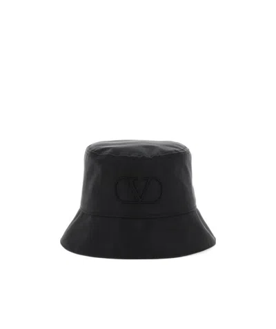 Valentino Garavani Vlogo Bucket Hat In Black