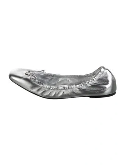 Pre-owned Valentino Garavani Vlogo Leather Ballet Flats W/ Tags