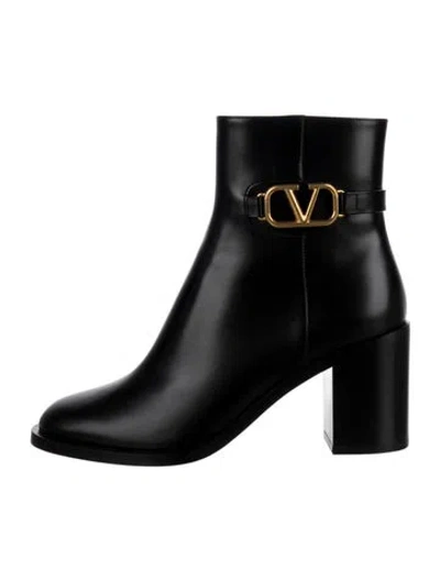 Pre-owned Valentino Garavani Vlogo Leather Boots W/ Tags In Black