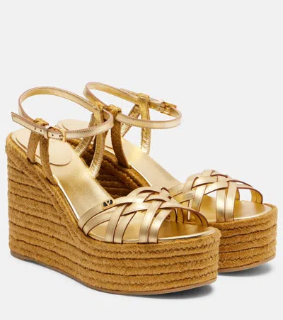 Valentino Garavani Valentino Vlogo Signature 120 Leather Wedge Sandal In Gold