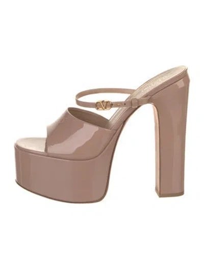 Pre-owned Valentino Garavani Vlogo Patent Leather Slides In Pink