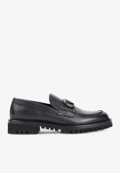 Valentino Garavani Vlogo Plaque Leather Loafers In Black