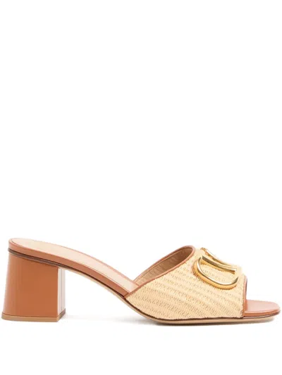 Valentino Garavani Vlogo-plaque Sandals In Neutral