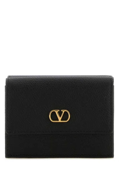 Valentino Garavani Vlogo Plaque Tri-fold Wallet In Black