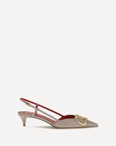 Valentino Garavani Vlogo Pumps In Gray