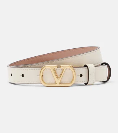 Valentino Garavani Vlogo Reversible Leather Belt In Neutral