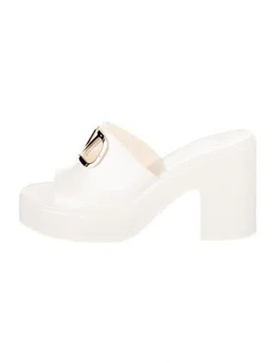 Pre-owned Valentino Garavani Vlogo Rubber Slides In Neutral