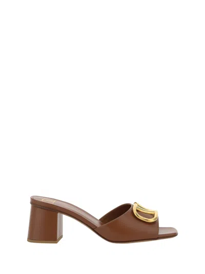 Valentino Garavani Vlogo 60 Leather Slides In Brown