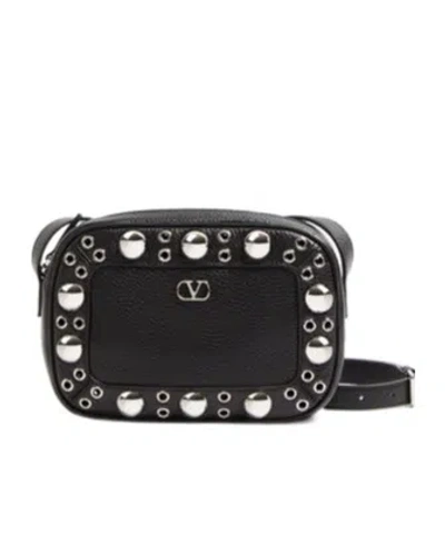 Valentino Garavani Vlogo Shoulder Bag In Black