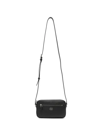 Valentino Garavani Vlogo Shoulder Bag In Grained Leather In Black