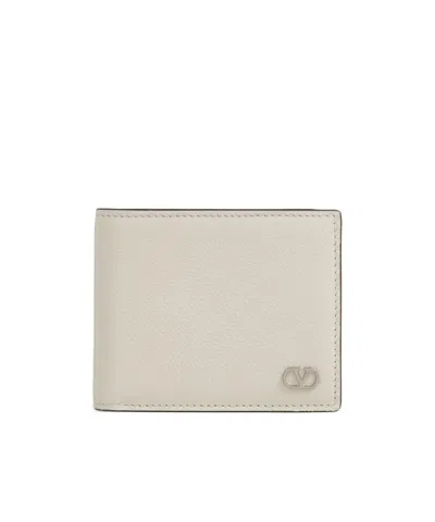 Valentino Garavani Valentino Vlogo Signature Bi-fold Wallet In Nude