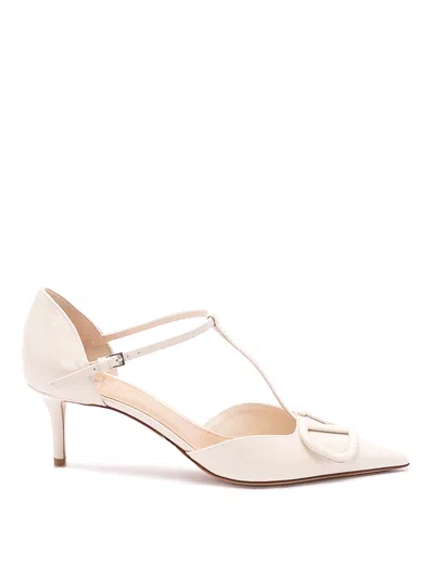 Valentino Garavani Vlogo Signature Dorsay Pumps In Neutral