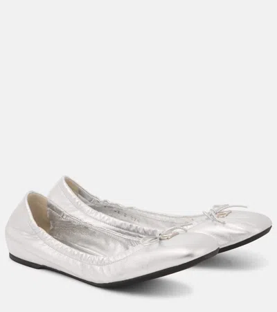 Valentino Garavani Vlogo Signature Leather Ballet Flats In Silver