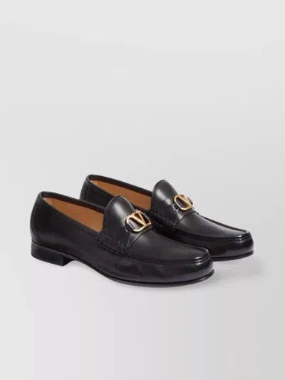 Valentino Garavani Vlogo Signature Leather Loafers