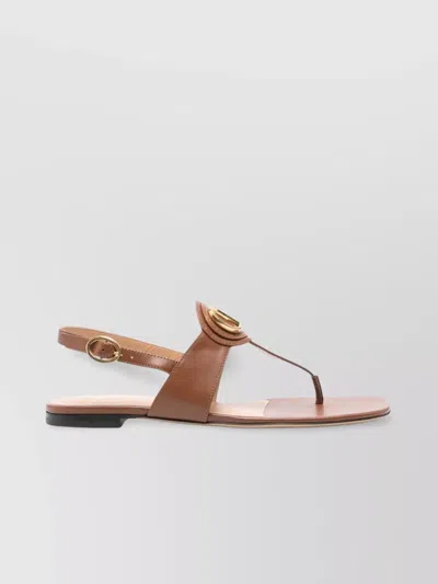 VALENTINO GARAVANI VLOGO SIGNATURE LEATHER THONG SANDALS