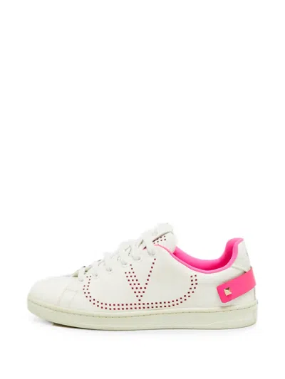 Pre-owned Valentino Garavani Vlogo Signature Perforated Sneakers In White
