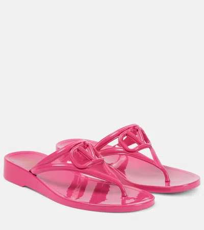 Valentino Garavani Vlogo Signature Rubber Thong Sandals In Pink