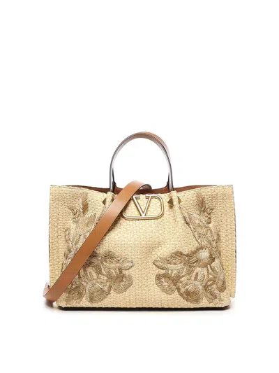 Valentino Garavani Vlogo Signature Tote Bag In Raffia In Sand