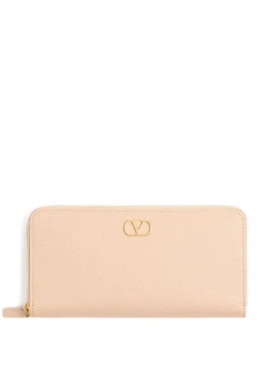 Valentino Garavani Vlogo Signature Zip Wallet In Neutral