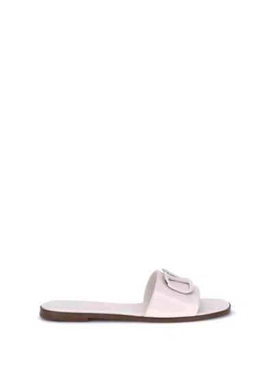 Valentino Garavani Valentino Vlogo Signture Slip-on Sandals In White