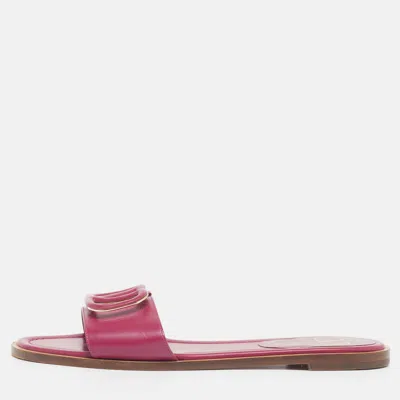 Pre-owned Valentino Garavani Vlogo Size 37.5 Magenta Pink Leather Flat Slide Sandals