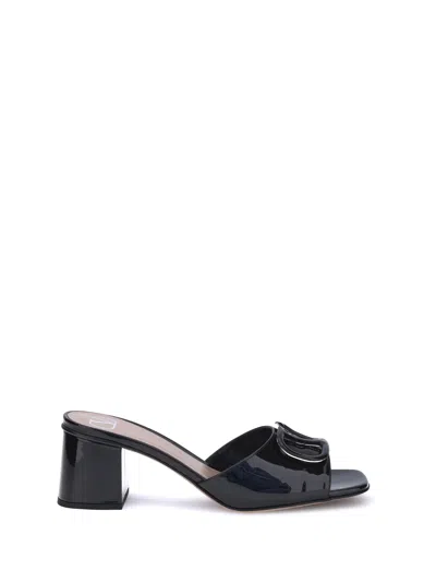 Valentino Garavani Vlogo Signature Slide Sandals In Black