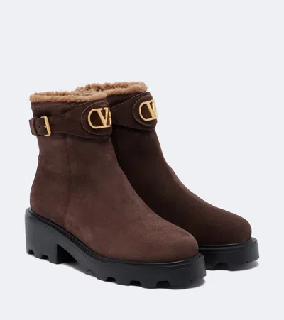 Valentino Garavani Calf Leather With Lug Sole Ankle Boot In Brown