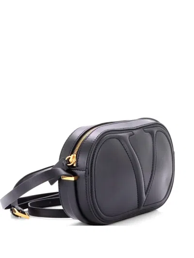 Pre-owned Valentino Garavani Vlogo Walk Leather Crossbody Bag In Black