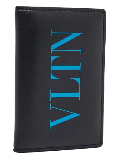 Pre-owned Valentino Garavani Vltn Leather Card Holder In Black