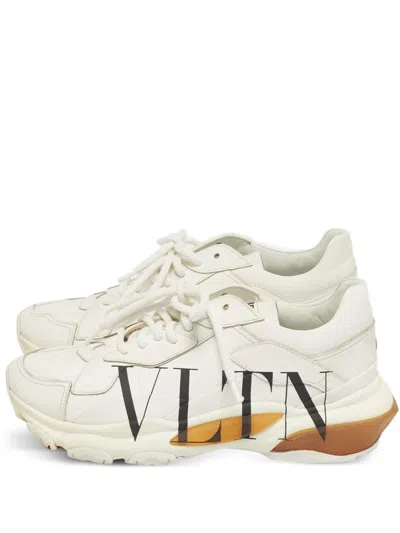Pre-owned Valentino Garavani Vltn Leather Trainers In White