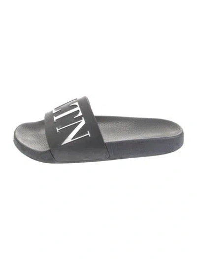 Pre-owned Valentino Garavani Vltn Rubber Slides In Black