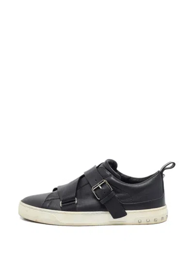 Pre-owned Valentino Garavani V-punk Buckled Sneakers In Black