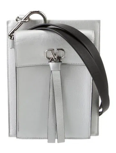 Pre-owned Valentino Garavani V-ring Wristlet Leather Wallet