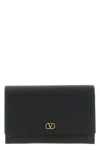 Valentino Wallet On Chain  Garavani Vlogo In Black