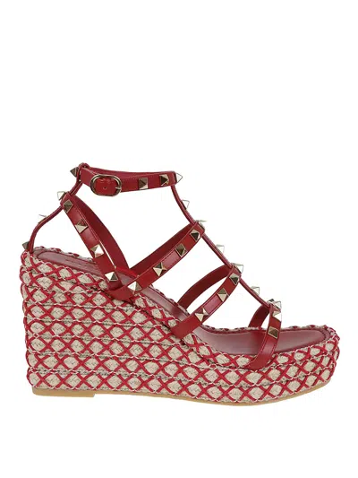 Valentino Garavani Wedge Espadrillas Rockstud Torchon T 25 In Sand