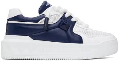 VALENTINO GARAVANI WHITE & NAVY ONE STUD XL LOW-TOP SNEAKERS