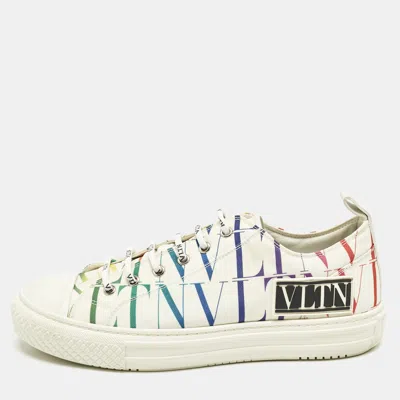 Pre-owned Valentino Garavani White Canvas Vltn Logo Allover Giggies Times Low Top Sneakers Size 40