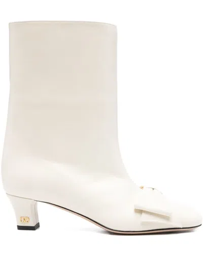 VALENTINO GARAVANI WOMEN WHITE LEATHER BOOTS, 8.5 LUXURY BOOTS FOR WOMEN DARVEYS