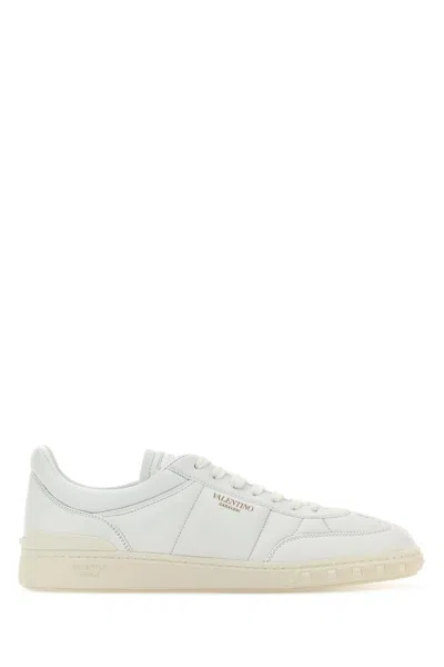 VALENTINO GARAVANI WHITE LEATHER UPVILLAGE SNEAKERS