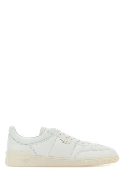 VALENTINO GARAVANI WHITE LEATHER UPVILLAGE SNEAKERS