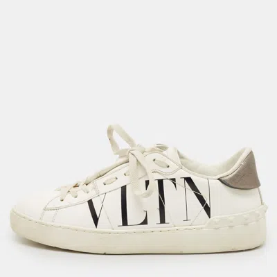 Pre-owned Valentino Garavani White Leather Vltn Low Top Sneakers Size 37.5