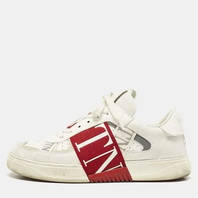 Pre-owned Valentino Garavani White Leather Vltn Low Top Sneakers Size 39