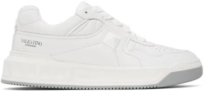 Valentino Garavani White One Stud Low-top Sneakers In 0bo White/grey