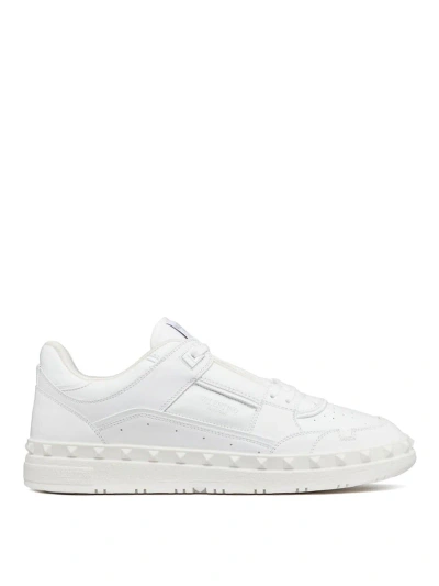 VALENTINO GARAVANI WHITE ROCKSTUD SNEAKERS