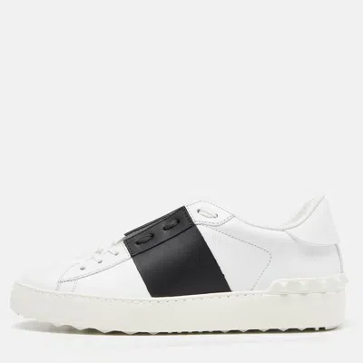 Pre-owned Valentino Garavani White/black Leather Open Rockstud Low Top Sneakers Size 37.5