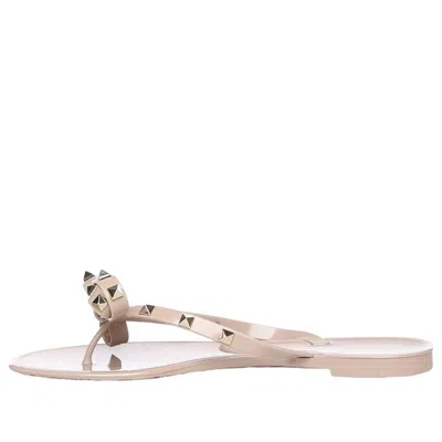 Valentino Garavani (wmns) Valentino Ss26 Garavani Rockstud Sandal 'beige' In Neutral