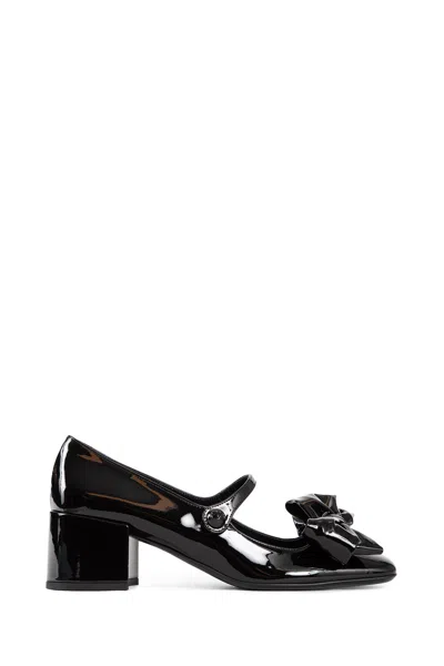 Valentino Garavani Vlogo Mary Jane Pumps 50 In Black