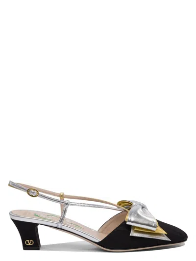 VALENTINO GARAVANI WOMEN'S BOWOW CROSSOVER STRAP SLINGBACK PUMPS