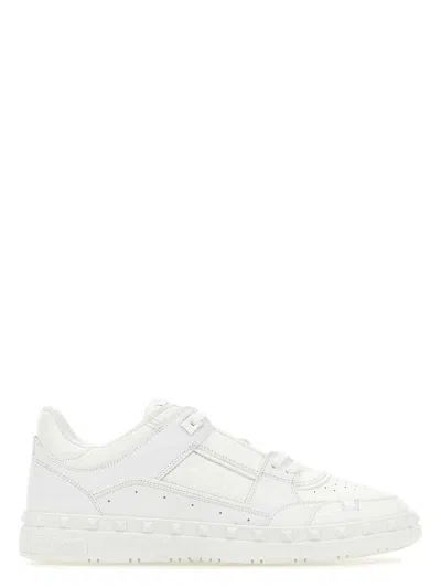 VALENTINO GARAVANI WOMEN'S LEATHER FREEDOTS SNEAKERS