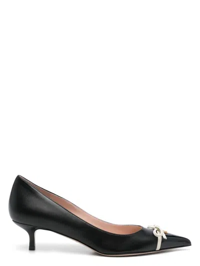 VALENTINO GARAVANI WOMEN'S LEATHER PUMPS